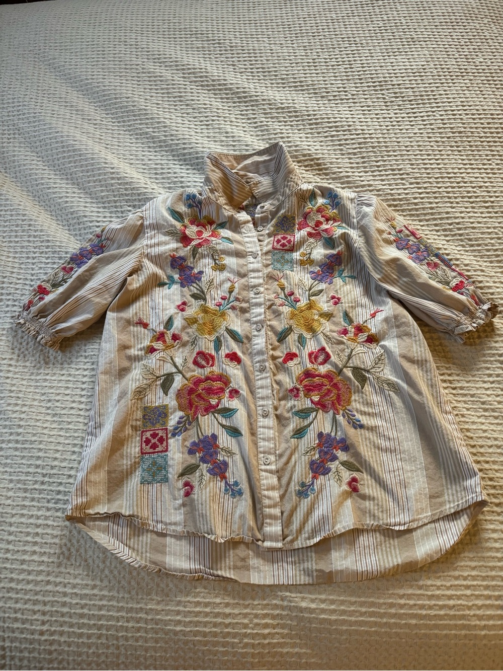 Johnny Was Petunia Smocked Lisbon Shirt - Picture 5 of 11